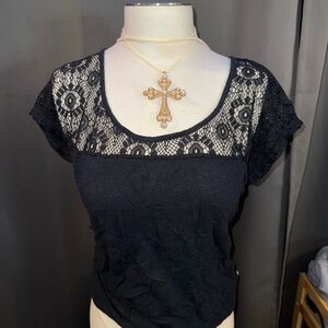 Y2k vintage roxy top with lace detailing